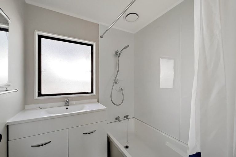 Photo of property in 171 Bradbury Road, Highland Park, Auckland, 2010