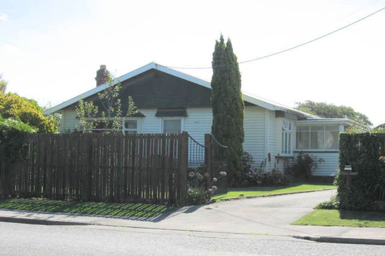 Photo of property in 29 Station Street, Leeston, 7632