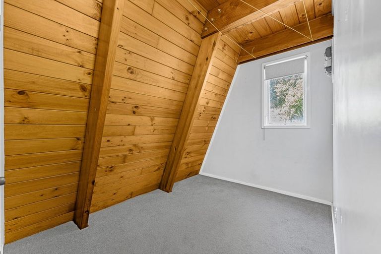 Photo of property in 1 Realm Place, Massey, Auckland, 0614