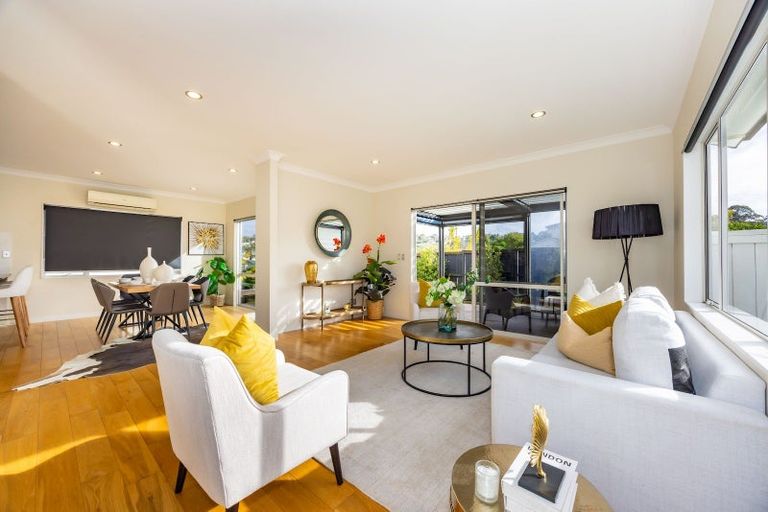 Photo of property in 21 Hornbill Drive, Fairview Heights, Auckland, 0632