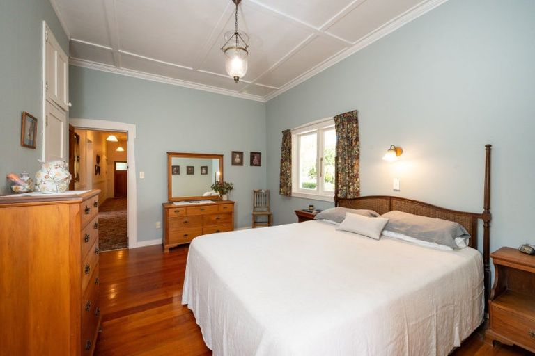 Photo of property in 210 Davis Street, Saint Leonards, Hastings, 4120