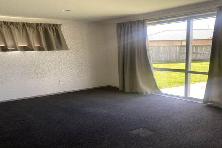 Photo of property in 8 Waltham Place, Rototuna North, Hamilton, 3210