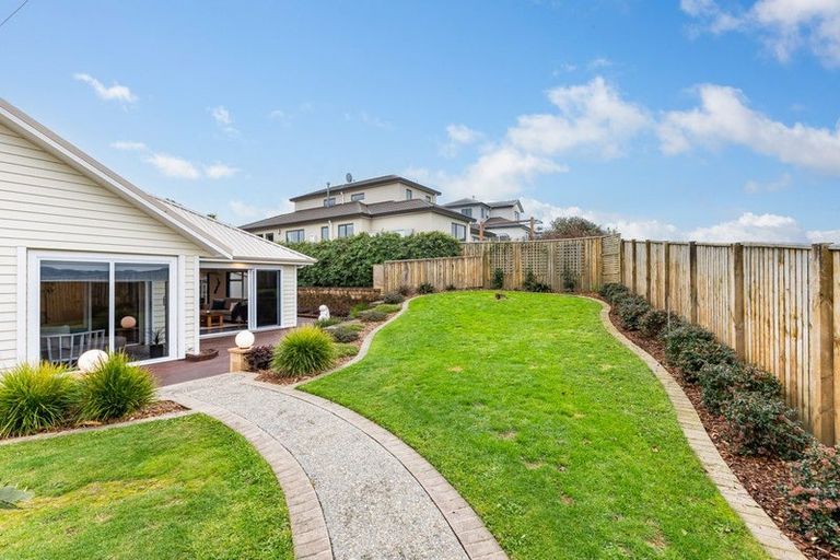 Photo of property in 80 Te Puia Drive, Aotea, Porirua, 5024