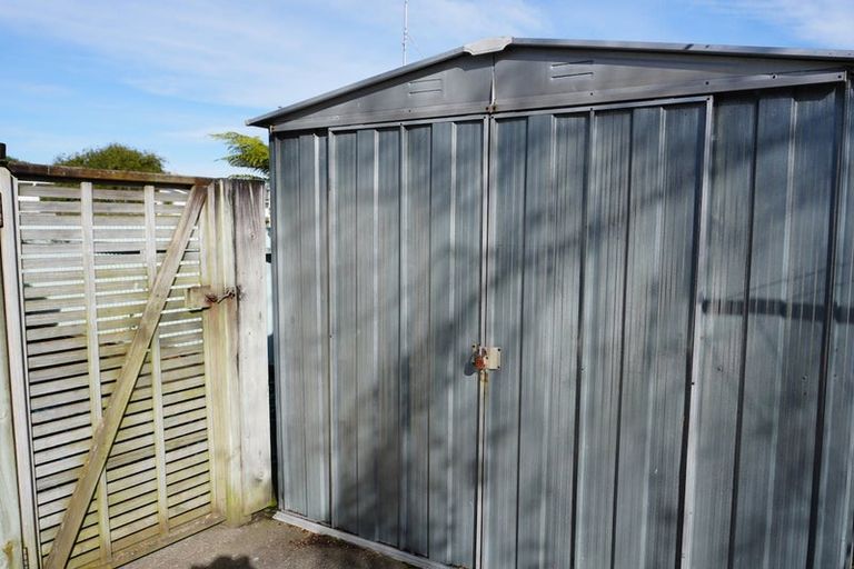 Photo of property in 35 Makarini Street, Paraparaumu, 5032