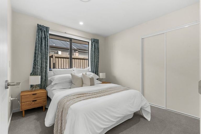 Photo of property in 16 Helen Place, Halswell, Christchurch, 8025