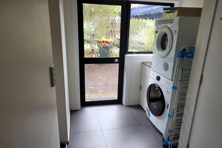 Photo of property in 86 Gosford Drive, Botany Downs, Auckland, 2010