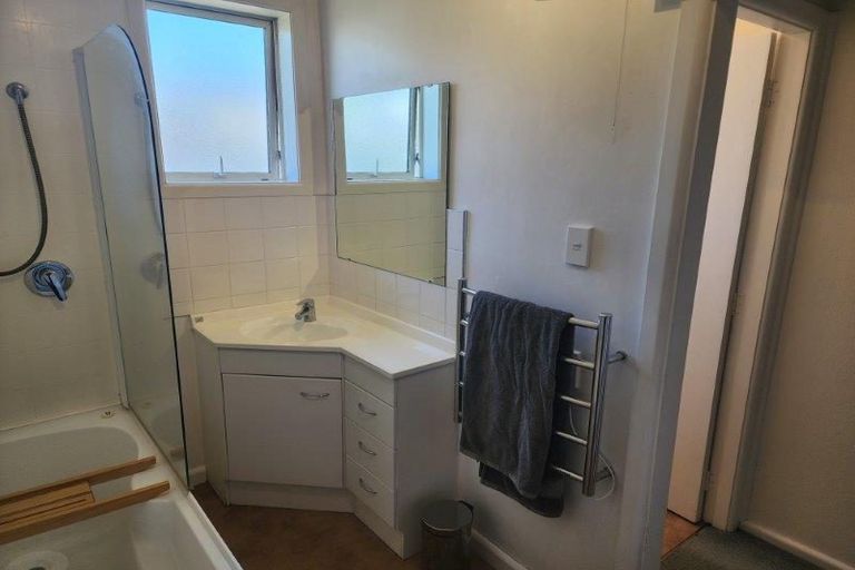 Photo of property in 2/111 Kaiwara Street, Hoon Hay, Christchurch, 8025