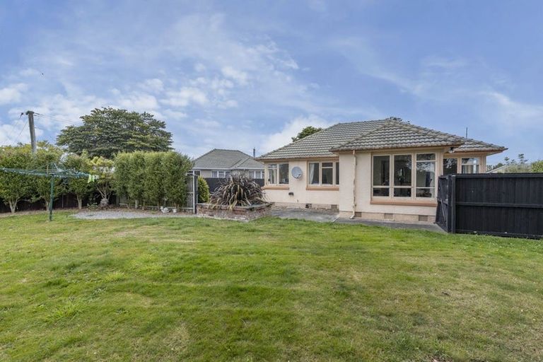 Photo of property in 5 Dana Place, Mairehau, Christchurch, 8013