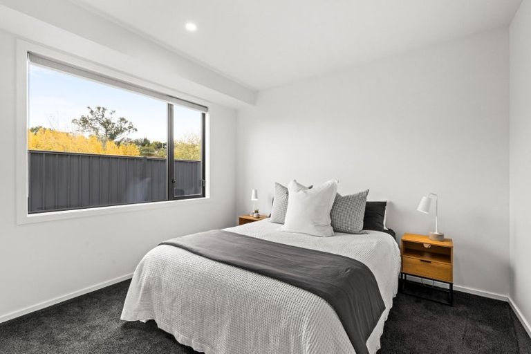 Photo of property in 87 Oak Road, Poraiti, Napier, 4112