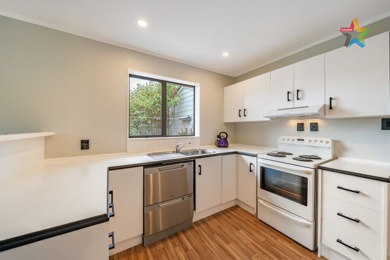 Photo of property in 286f1- Fergusson Drive, Heretaunga, Upper Hutt, 5018