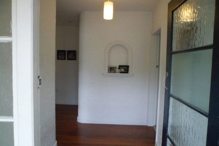 Photo of property in 8/23 Frederick Street, Waltham, Christchurch, 8011