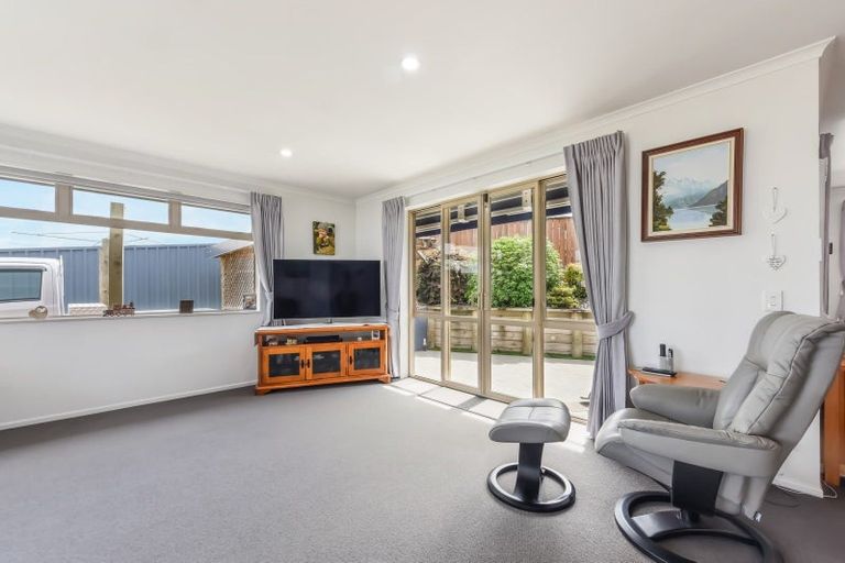 Photo of property in 67b Fergusson Street, Stoke, Nelson, 7011