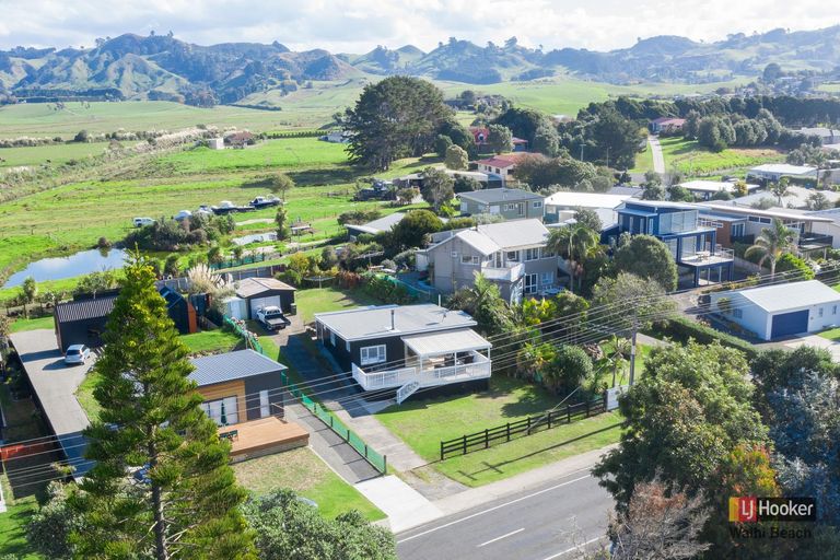 Photo of property in 94a Seaforth Road, Waihi Beach, 3611