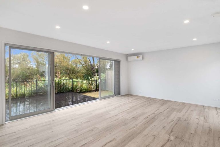 Photo of property in 3a Nohoanga Road, Karaka, Papakura, 2113