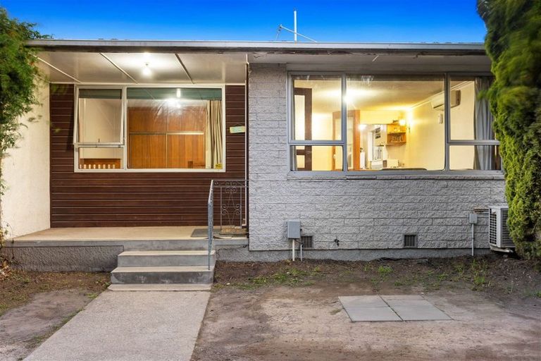 Photo of property in 3/38 Picton Avenue, Riccarton, Christchurch, 8011