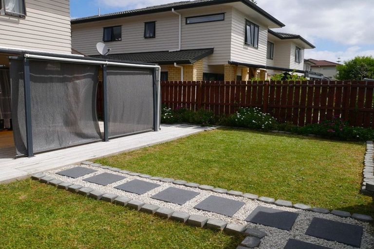 Photo of property in 24 Roy Douglas Place, Favona, Auckland, 2024