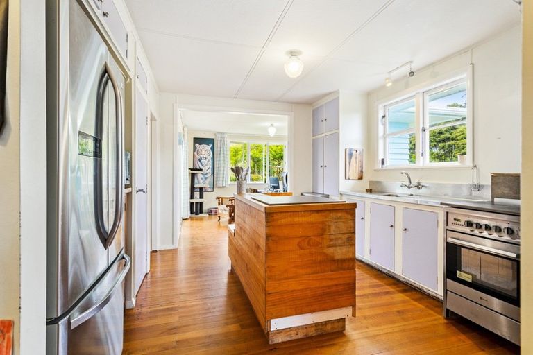 Photo of property in 616a Peak Road, Helensville, 0875