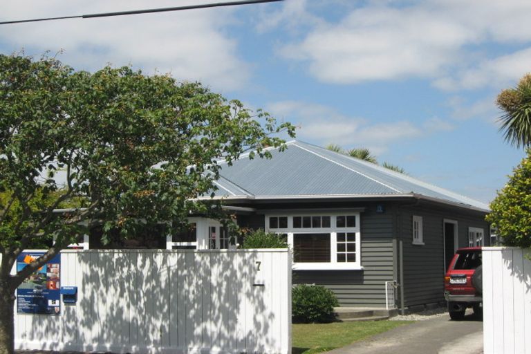 Photo of property in 7 Meadowville Avenue, Spreydon, Christchurch, 8024