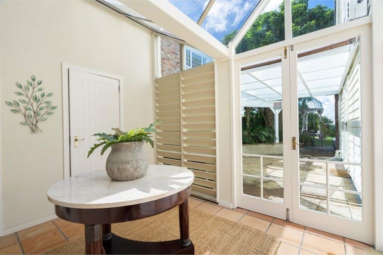 Photo of property in 7 Marine Terrace, Bayswater, Auckland, 0622