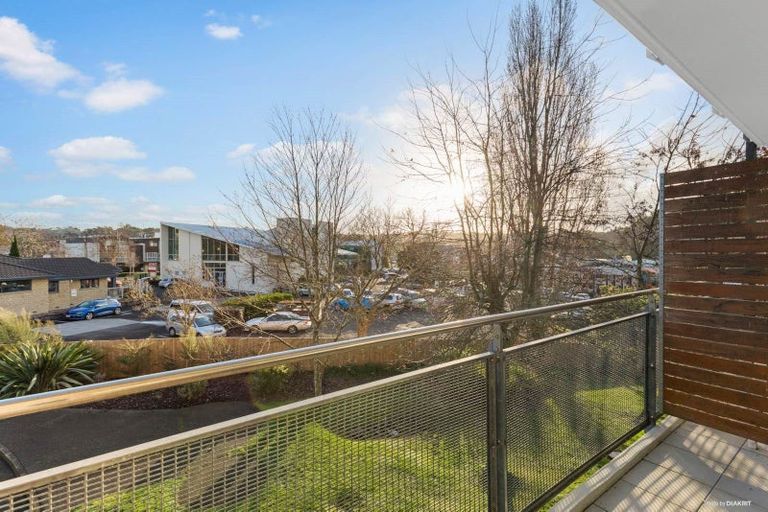 Photo of property in Albany Central, 16a/210 Dairy Flat Highway, Albany, Auckland, 0632