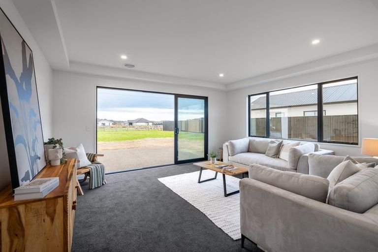 Photo of property in 145 Silver Peaks Drive, West Melton, 7618