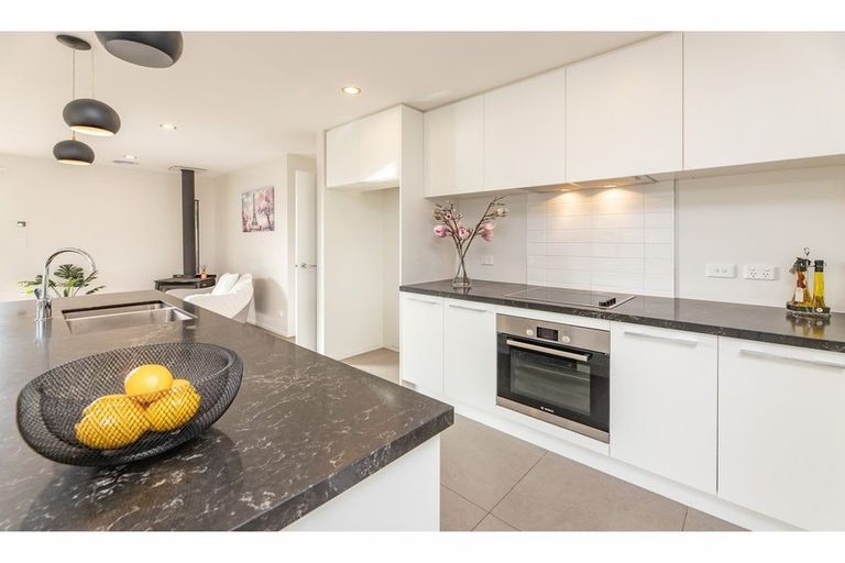 Photo of property in 8 Park Lane, Rolleston, 7614