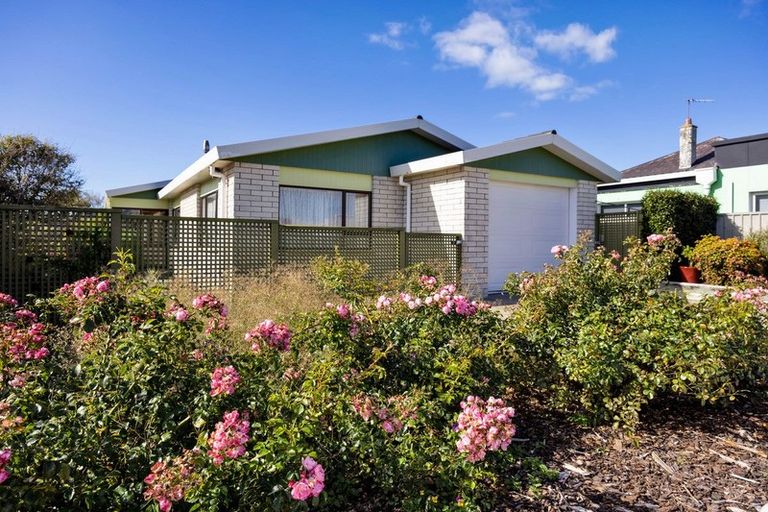 Photo of property in 30 Wellington Street, Hawera, 4610