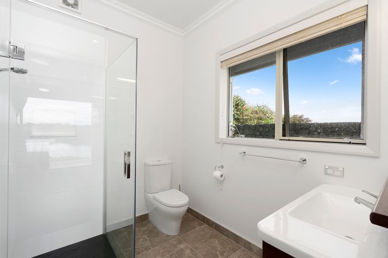 Photo of property in 32 Fuller Terrace, Kerikeri, 0230