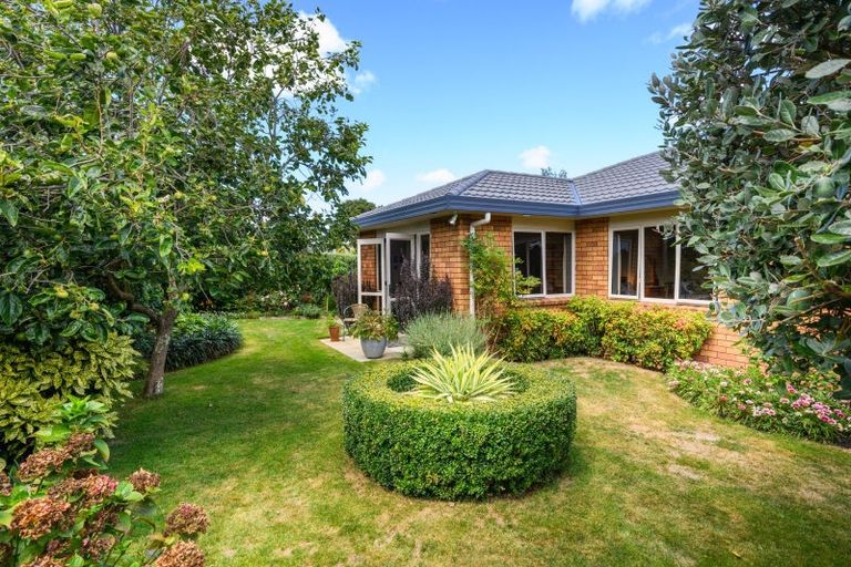 Photo of property in 17 Suffolk Crescent, Feilding, 4702