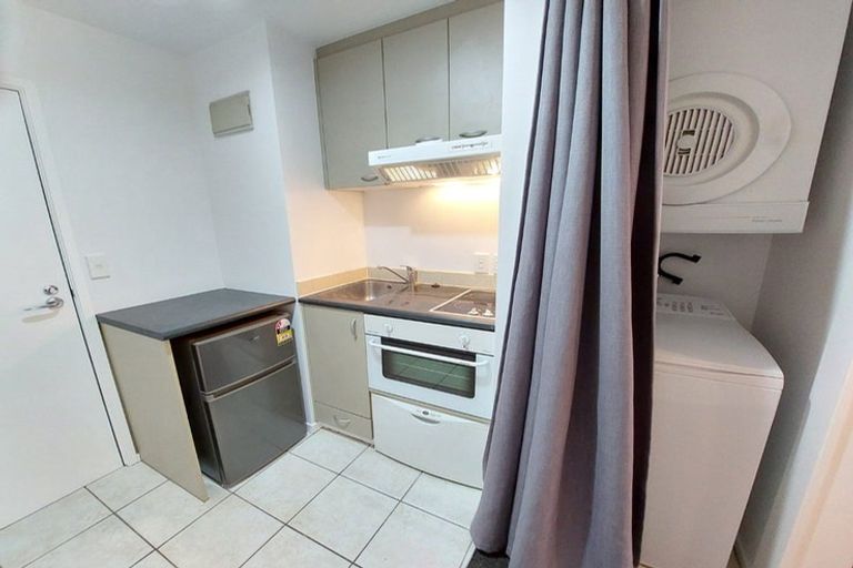 Photo of property in 10d Crown Lynn Place, New Lynn, Auckland, 0600