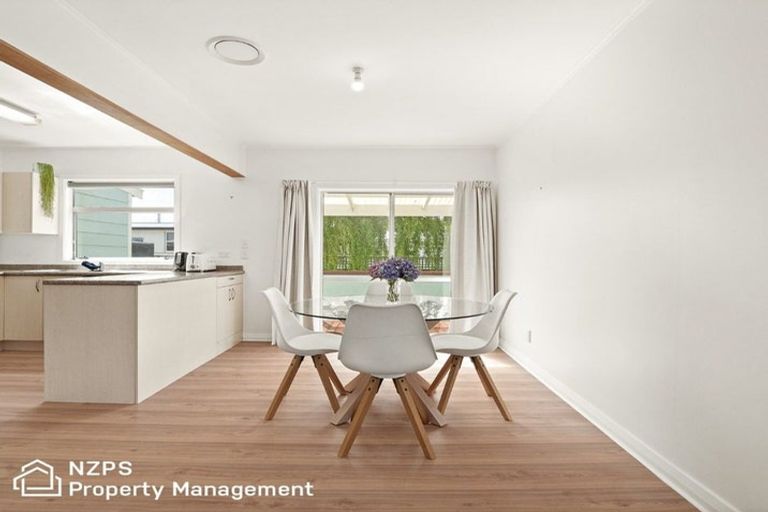Photo of property in 324 Bay View Road, South Dunedin, Dunedin, 9012