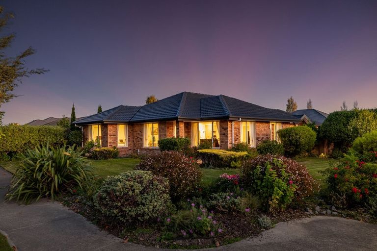 Photo of property in 1 Baltic Place, Northwood, Christchurch, 8051