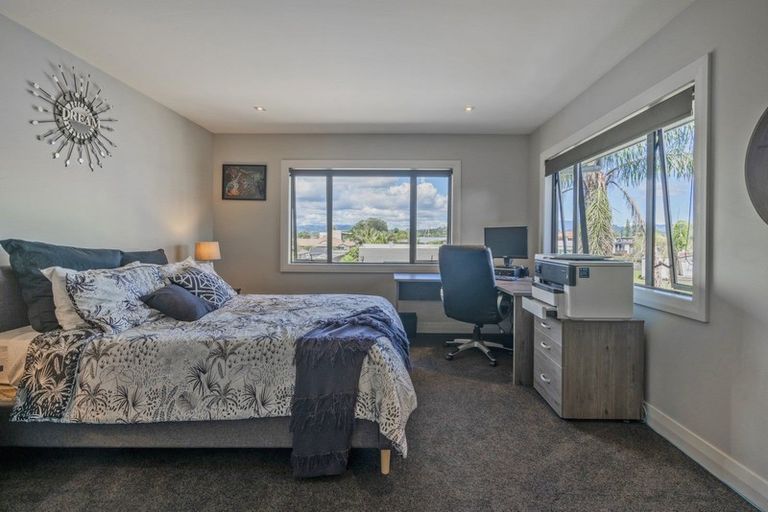 Photo of property in 4 Little George Place, Whitianga, 3510