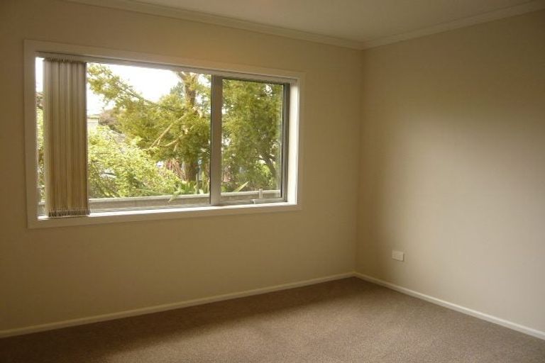 Photo of property in 17u2 Jones Crescent, Melville, Hamilton, 3206