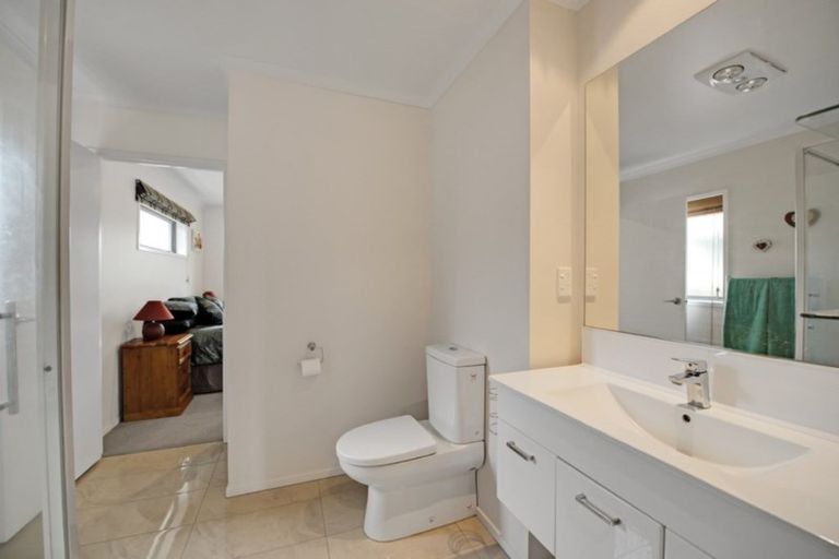 Photo of property in 14/11u Errol Close, Burbush, Hamilton, 3288