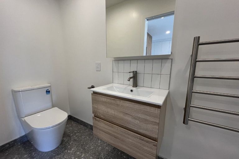 Photo of property in 4/23 Makomako Drive, Orewa, 0931
