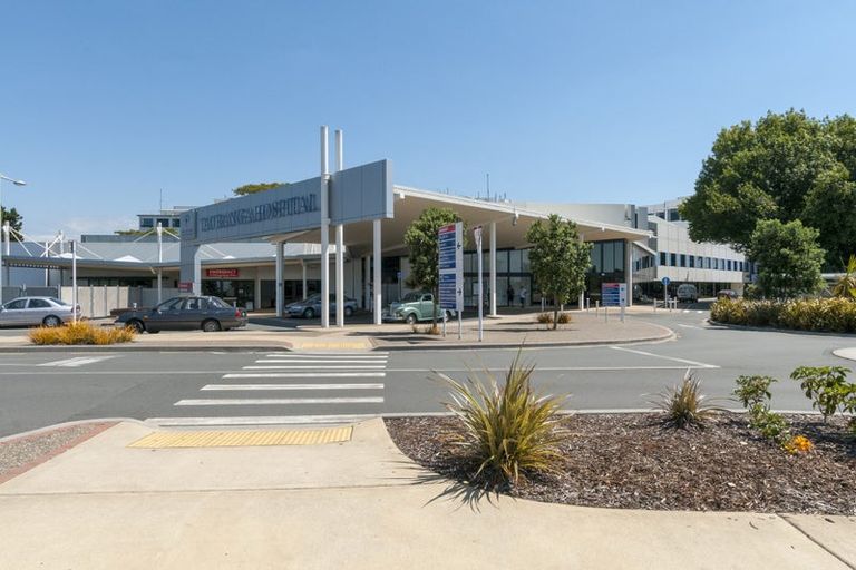 Photo of property in 39b Clarke Street, Gate Pa, Tauranga, 3112