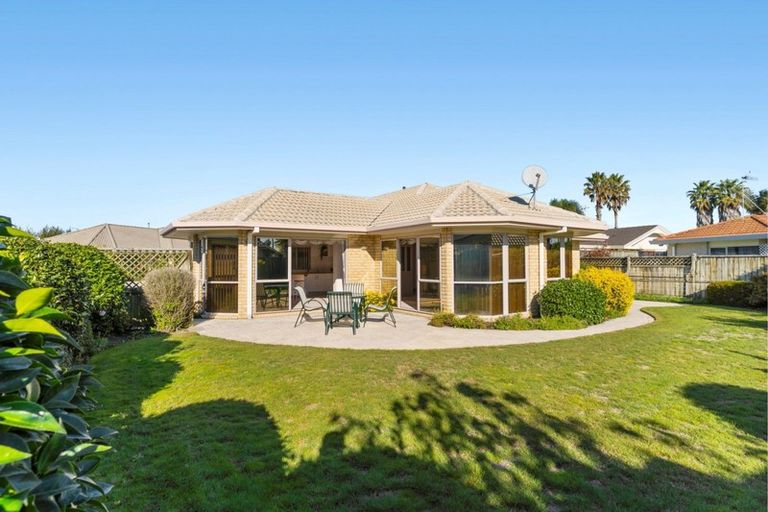 Photo of property in 24 Santa Monica Drive, Papamoa Beach, Papamoa, 3118