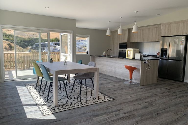 Photo of property in 60 Melksham Drive, Churton Park, Wellington, 6037