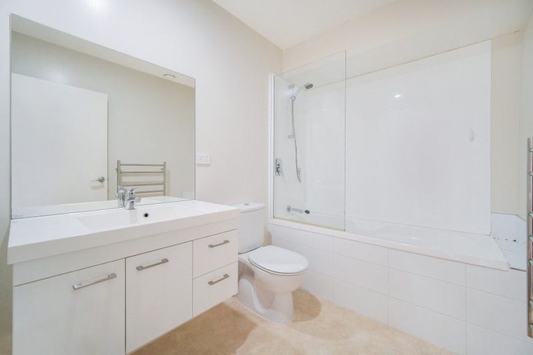Photo of property in 3 Mill Grove, Riverhead, 0820