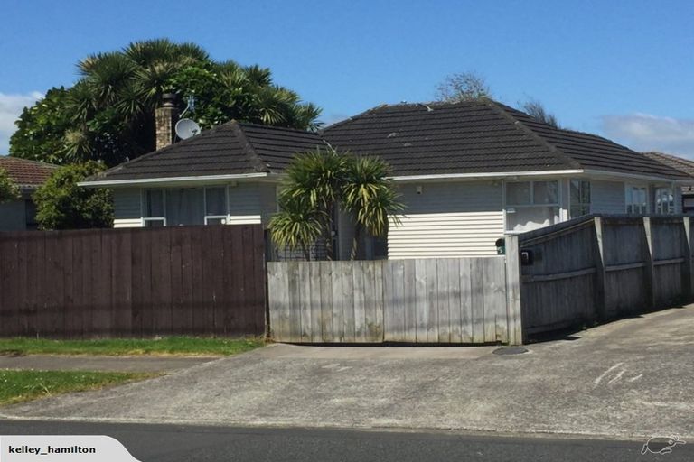 Photo of property in 51a Gloucester Road, Manurewa, Auckland, 2102