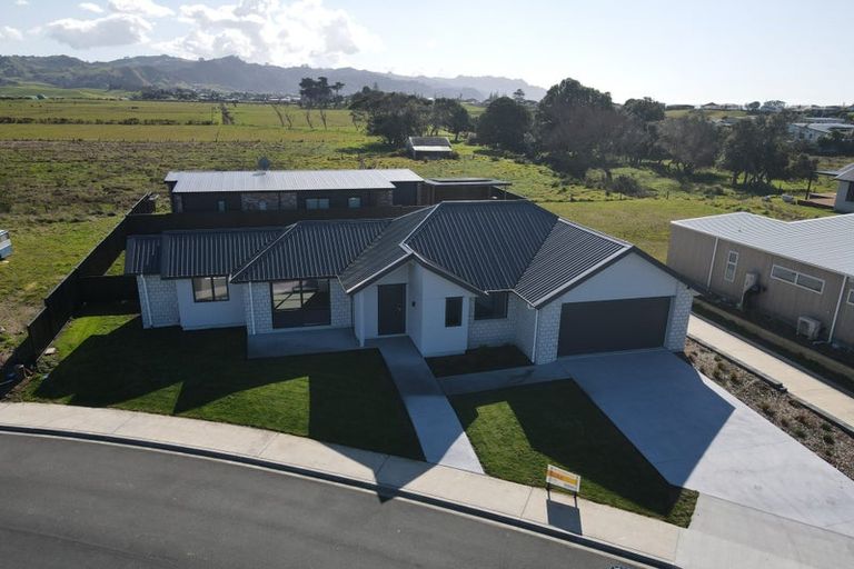 Photo of property in 29 Taurus Lane, Jacks Point, 9371