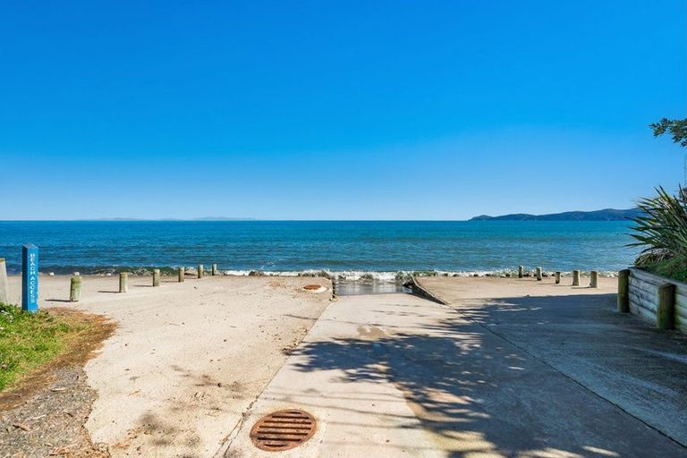 Photo of property in 1a Whareroa Road, Raumati South, Paraparaumu, 5032