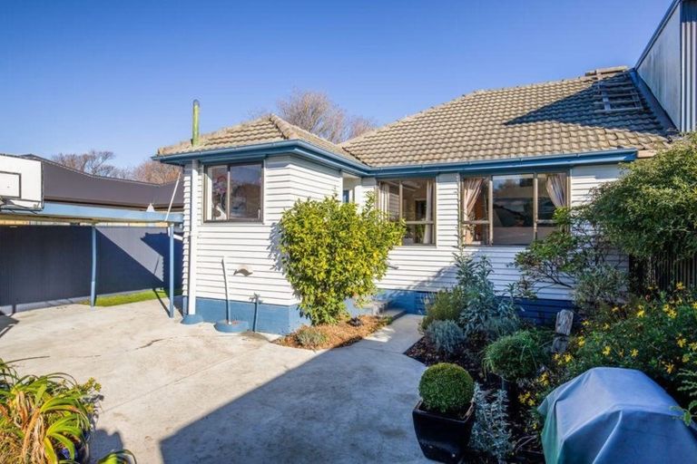 Photo of property in 20 Wilding Street, Saint Martins, Christchurch, 8022