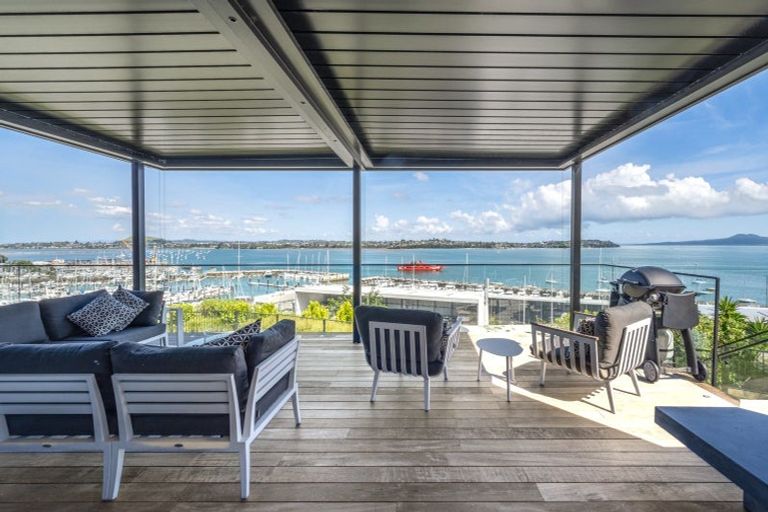 Photo of property in 47c Takutai Avenue, Half Moon Bay, Auckland, 2012