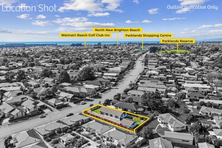 Photo of property in 167 Queenspark Drive, Parklands, Christchurch, 8083