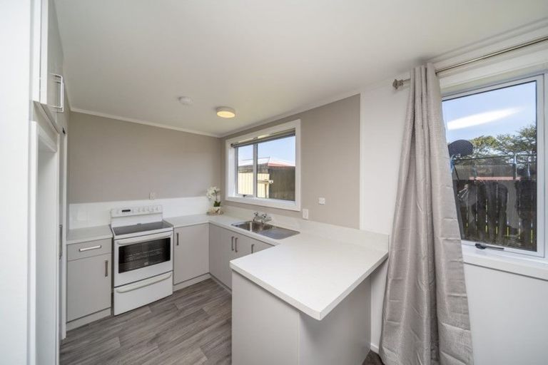 Photo of property in 17b Rimu Street, Hawera, 4610