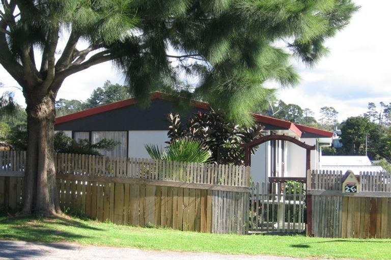 Photo of property in 26 Starforth Place, Henderson, Auckland, 0612