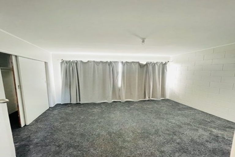 Photo of property in 1 Bendale Place, Papatoetoe, Auckland, 2025