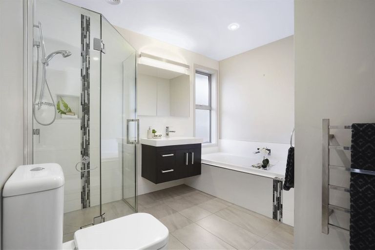 Photo of property in 12 The Rocks, Flagstaff, Hamilton, 3210